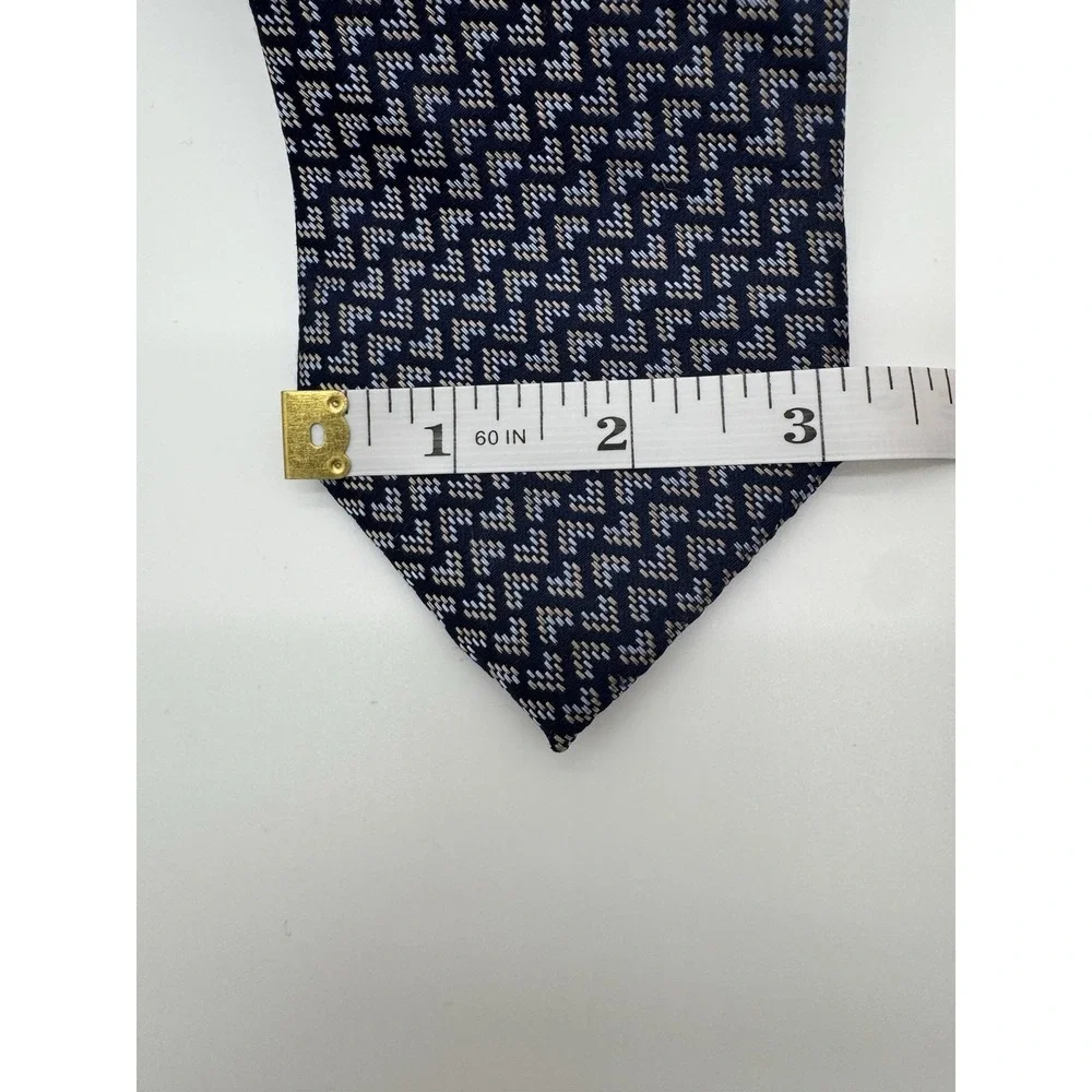 Michael Kors Tie Navy Blue‎ Geometric Pattern 100% Silk Mens Classic Necktie